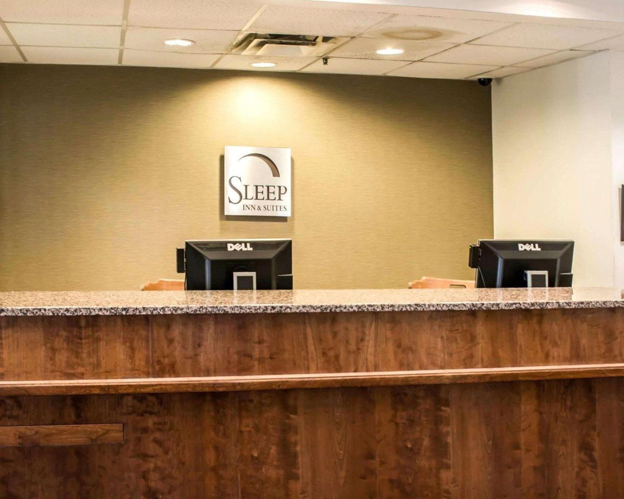 Sleep Inn & Suites Virginia Horse Center Lexington Exterior photo